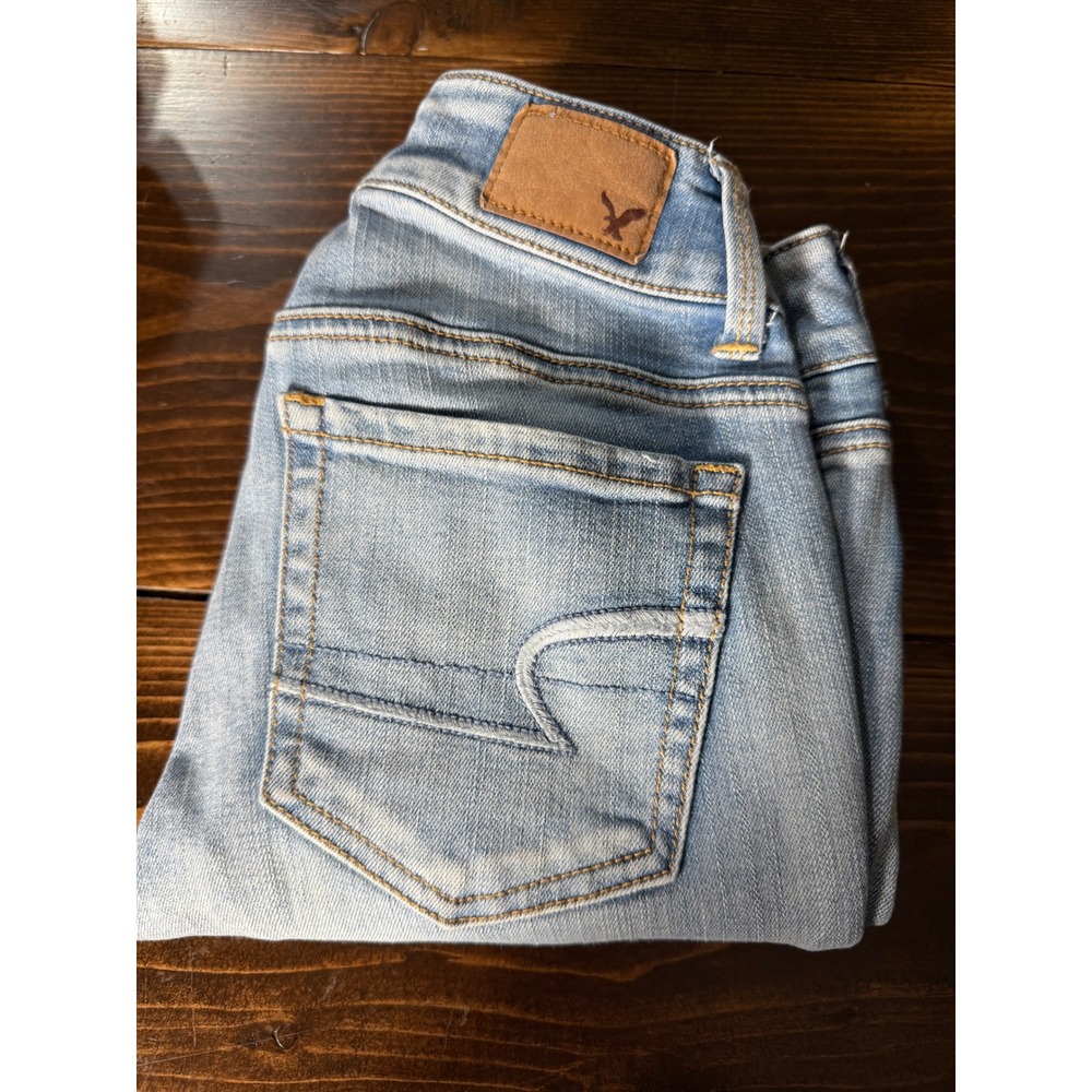 American Eagle Artist Crop Super Stretch Light Wash Denim‎ Jeans Sz 00